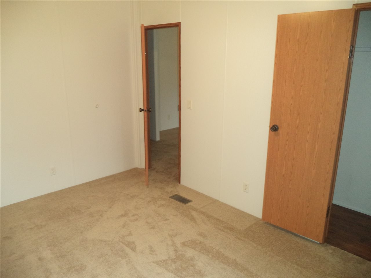 8709 Barter Road Mount Vernon, IN 47620 - Photo 22 of 31 Gallery Image 22