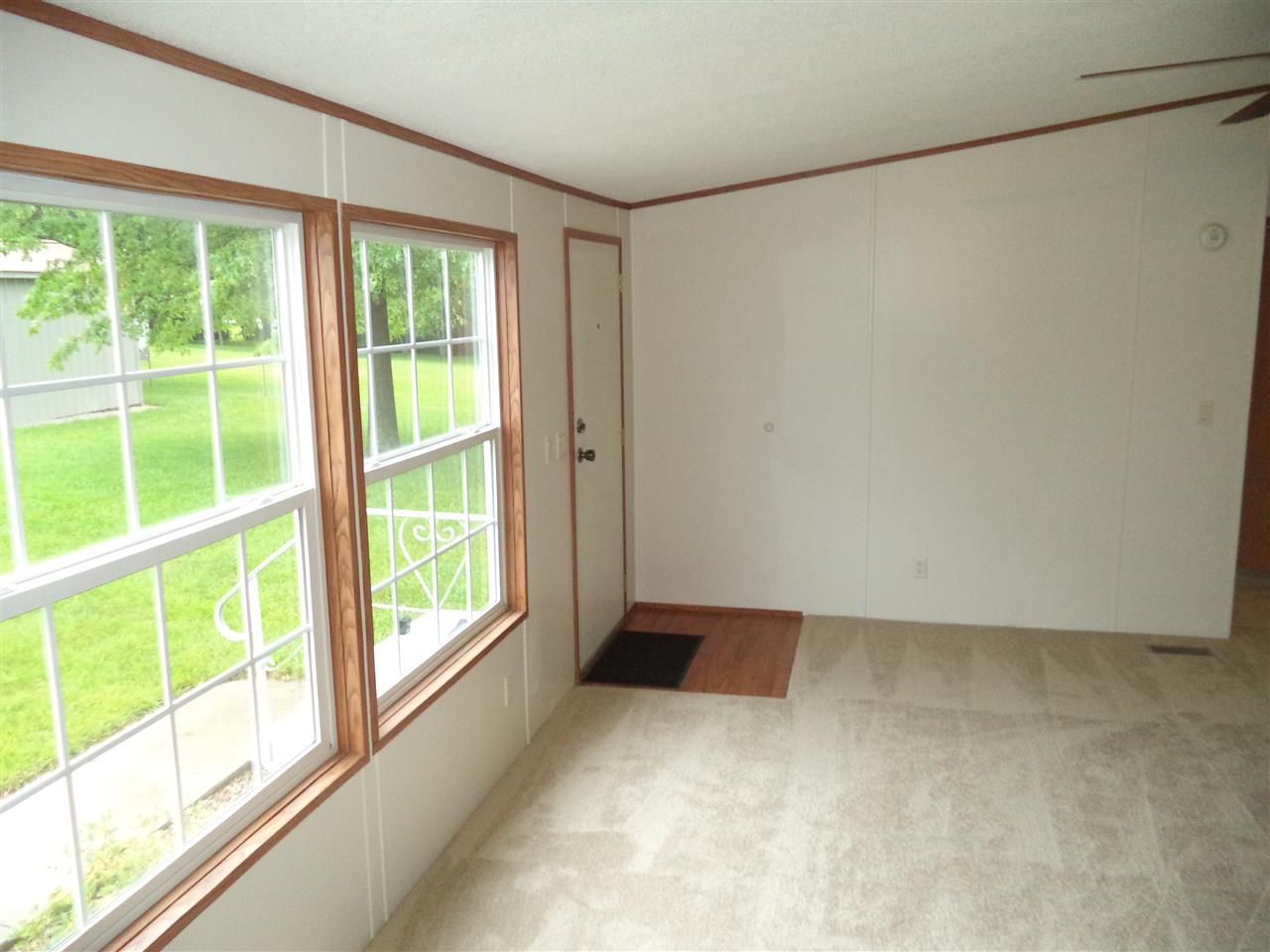 8709 Barter Road Mount Vernon, IN 47620 - Photo 7 of 31 Gallery Image 7
