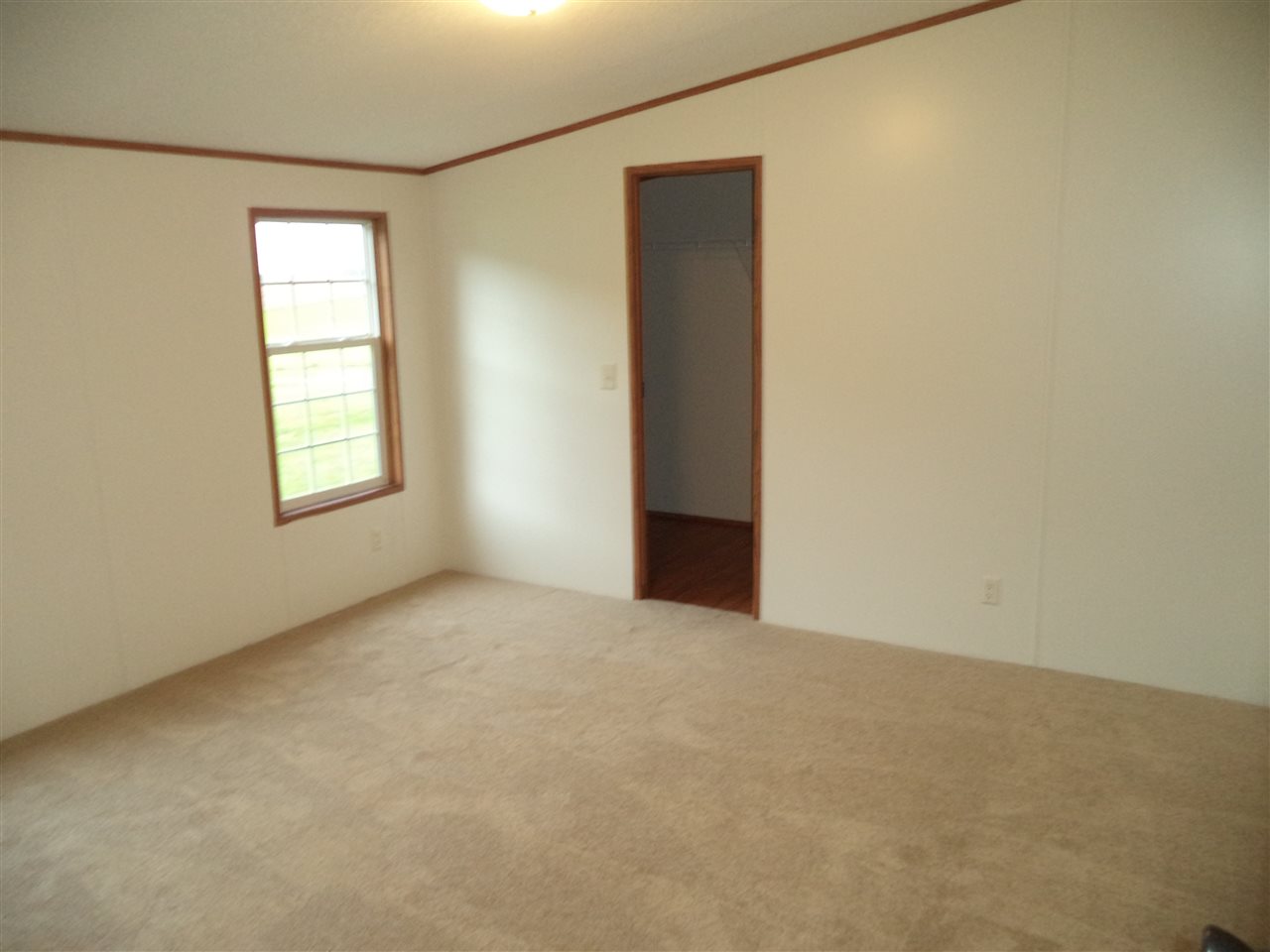 8709 Barter Road Mount Vernon, IN 47620 - Photo 10 of 31 Gallery Image 10