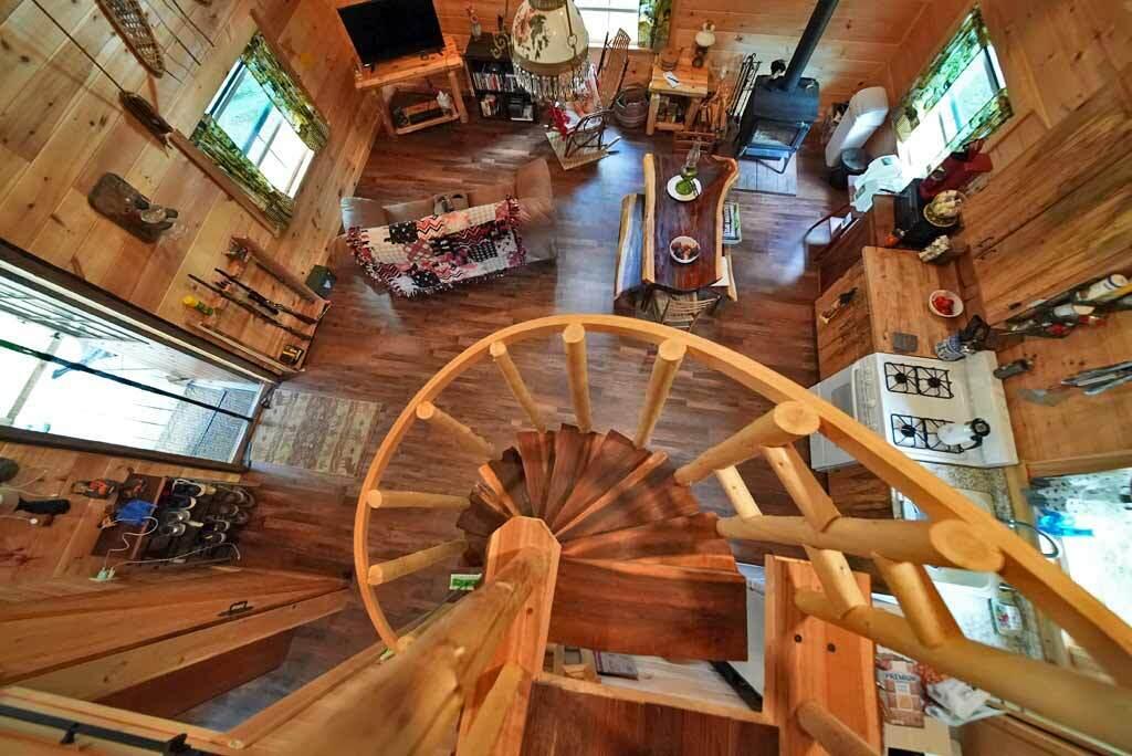 195 Dagget Road Houlton, ME 04730 - Photo 8 of 54 circular-stairway-open-livi