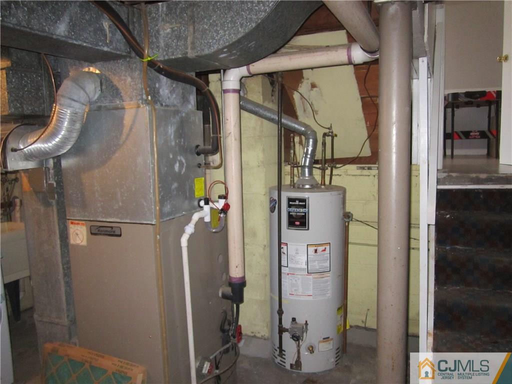 26 Outcalt Road Edison, NJ 08817 - Photo 18 of 23