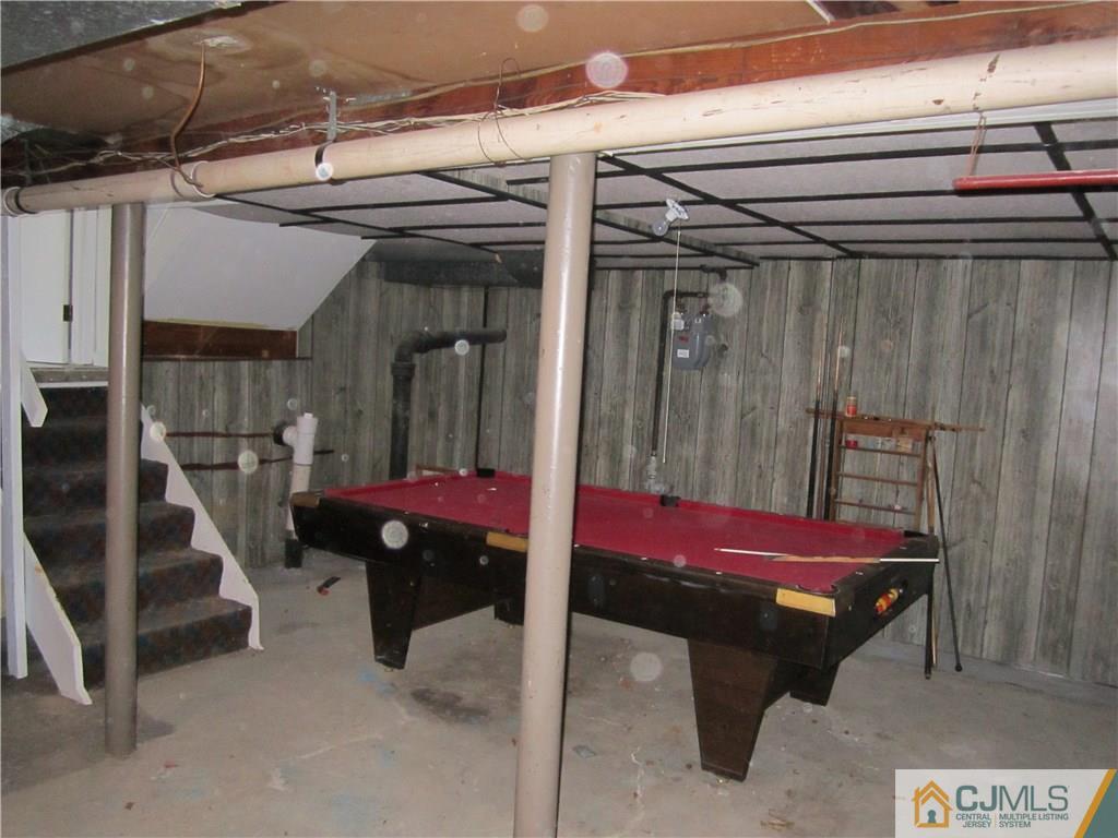 26 Outcalt Road Edison, NJ 08817 - Photo 20 of 23 a view of a patio with table and chairs