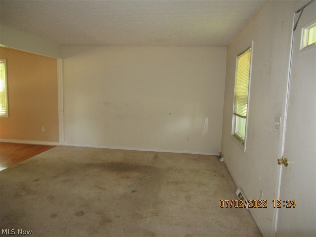 6825 Reynolds Road Mentor, OH 44060 - Photo 2 of 13