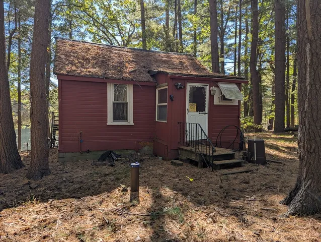 $425,000 | 34 Hallock Point Road, Stow, MA 01775