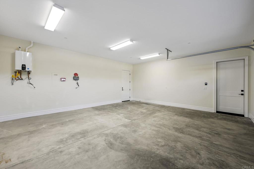 662 Lower Springs Road Fallbrook, CA 92028 - Photo 35 of 72 garage