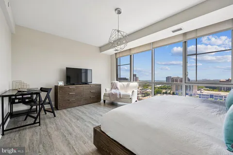 $1,590,000 | 930 Rose Avenue, Unit 2001, Rockville, MD 20852