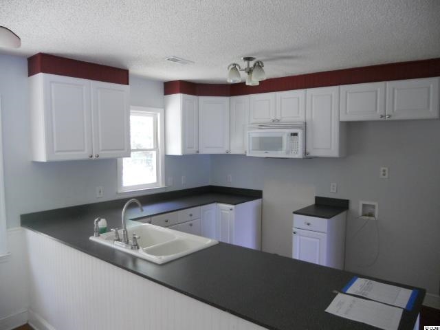 911 Spruce Street Georgetown, SC 29440 - Photo 5 of 13