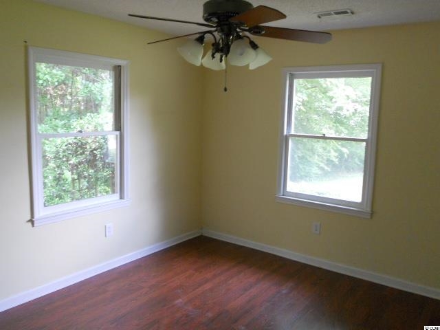 911 Spruce Street Georgetown, SC 29440 - Photo 7 of 13