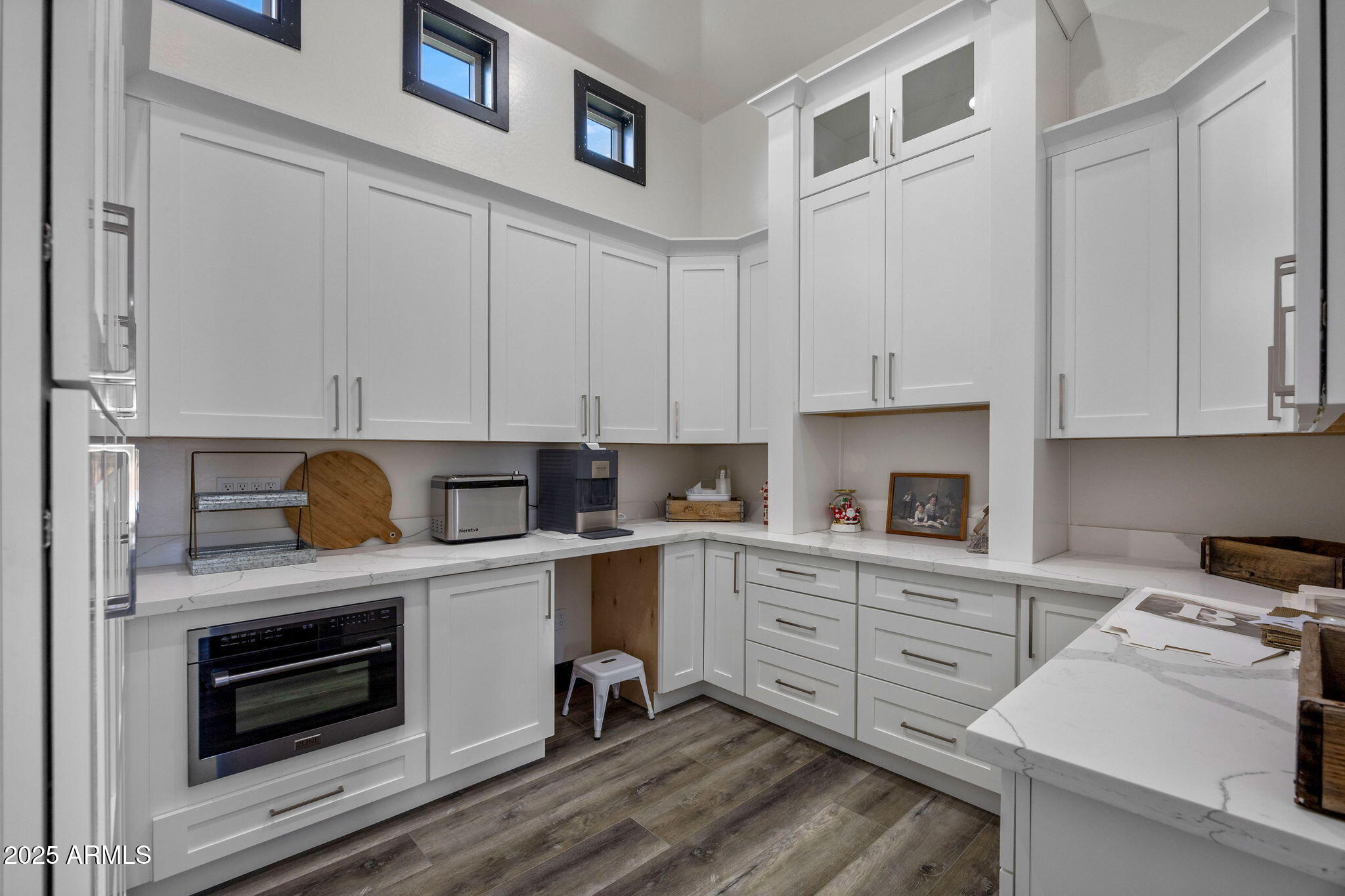 7106 Long Road Show Low, AZ 85901 - Photo 14 of 65 a kitchen with stainless steel appliances granite countertop a stove and white cabinets