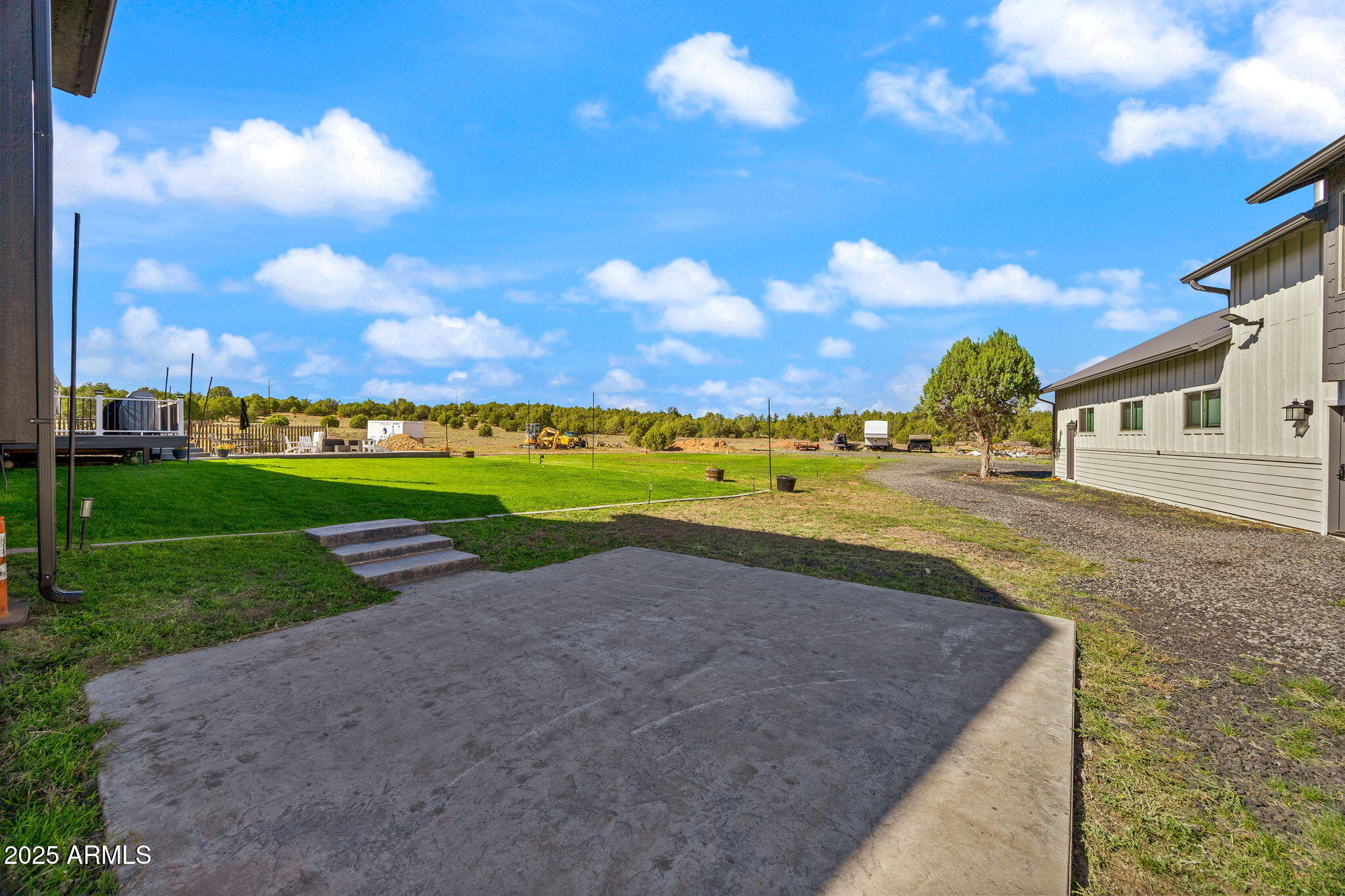 7106 Long Road Show Low, AZ 85901 - Photo 39 of 65 a view of a house with a yard