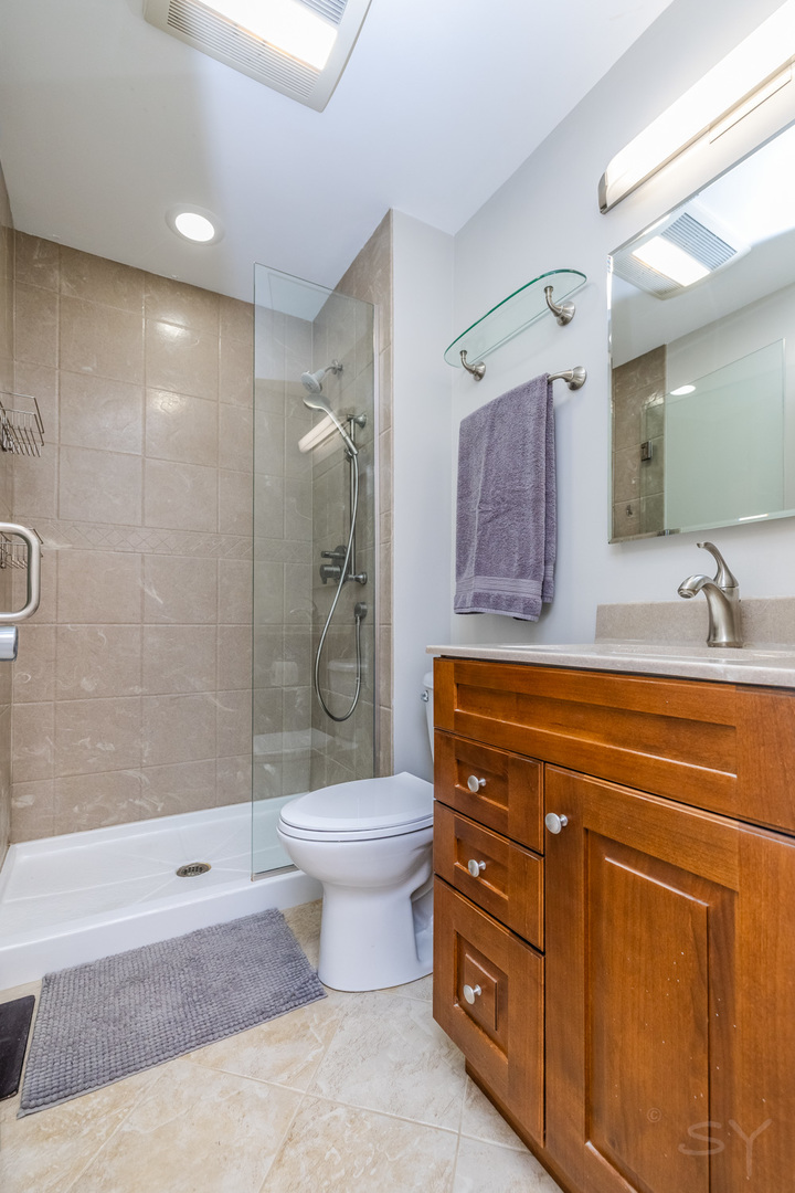 1 Cascade Drive Indian Head Park, IL 60525 - Photo 22 of 23