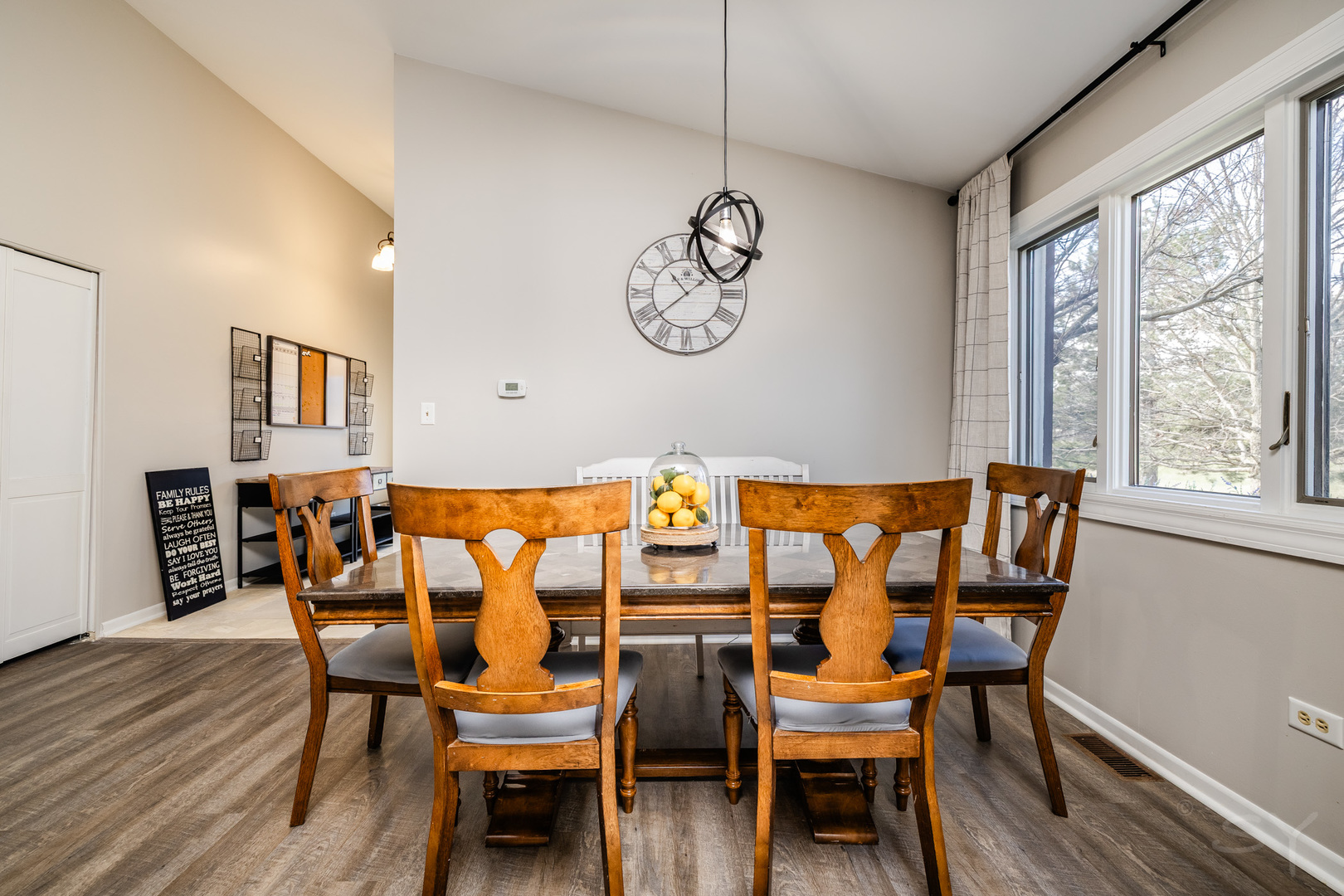 1 Cascade Drive Indian Head Park, IL 60525 - Photo 9 of 23