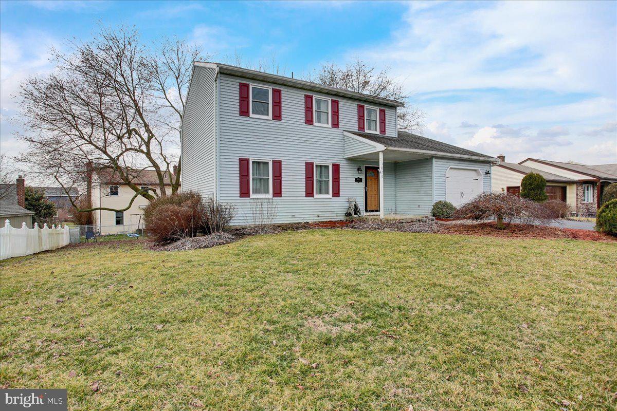 1820 Shellbark Drive Sinking Spring, PA 19608 - Photo 3 of 40