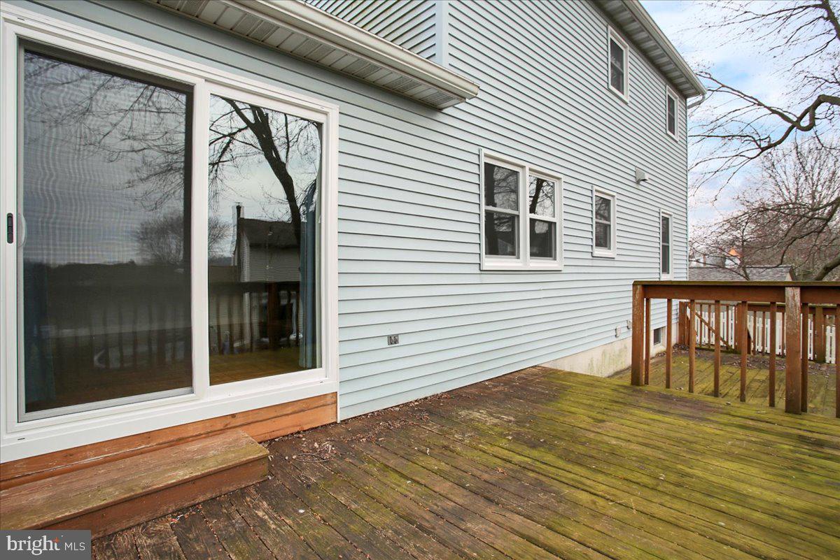 1820 Shellbark Drive Sinking Spring, PA 19608 - Photo 9 of 40