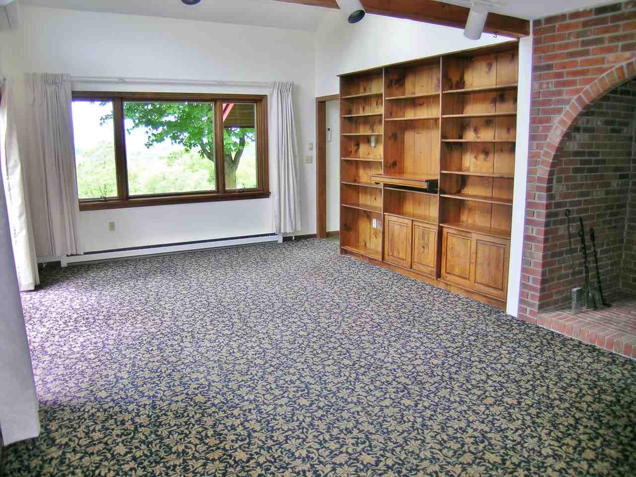 1057 Maple Street Waltham, VT 05491 - Photo 10 of 36 Gallery Image 10