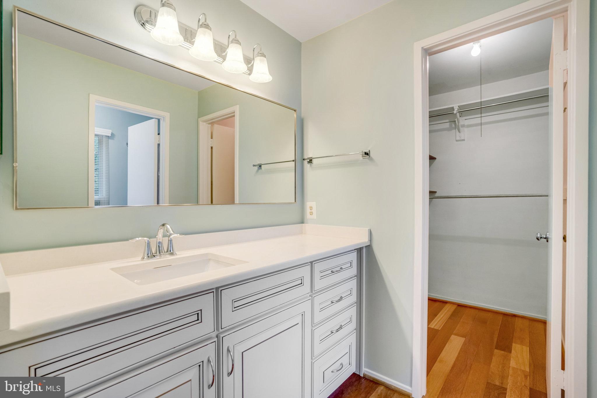 7701 Lexton Place, Unit 26 Springfield, VA 22152 - Photo 15 of 37