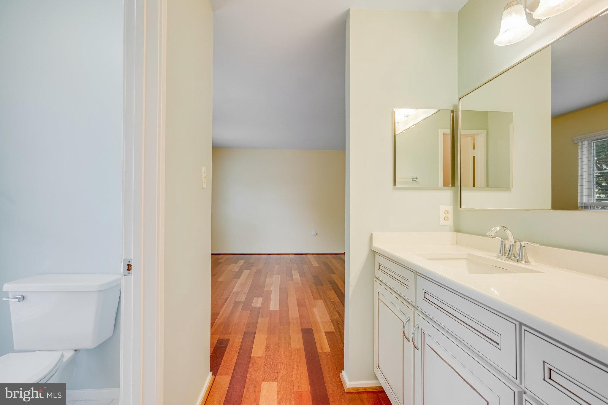 7701 Lexton Place, Unit 26 Springfield, VA 22152 - Photo 17 of 37