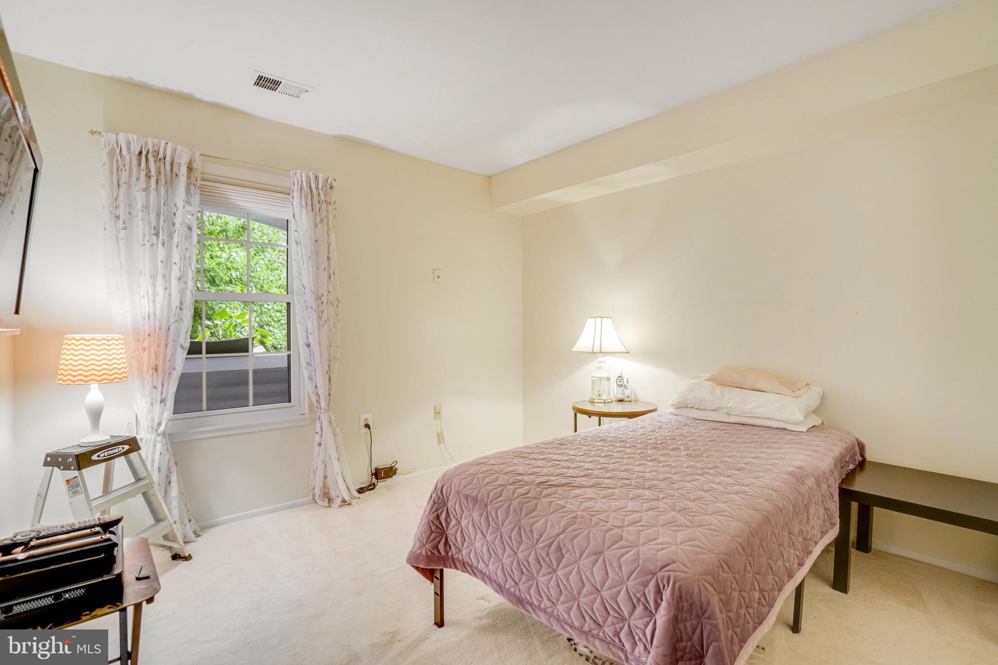 7701 Lexton Place, Unit 26 Springfield, VA 22152 - Photo 21 of 37 2nd Bedroom