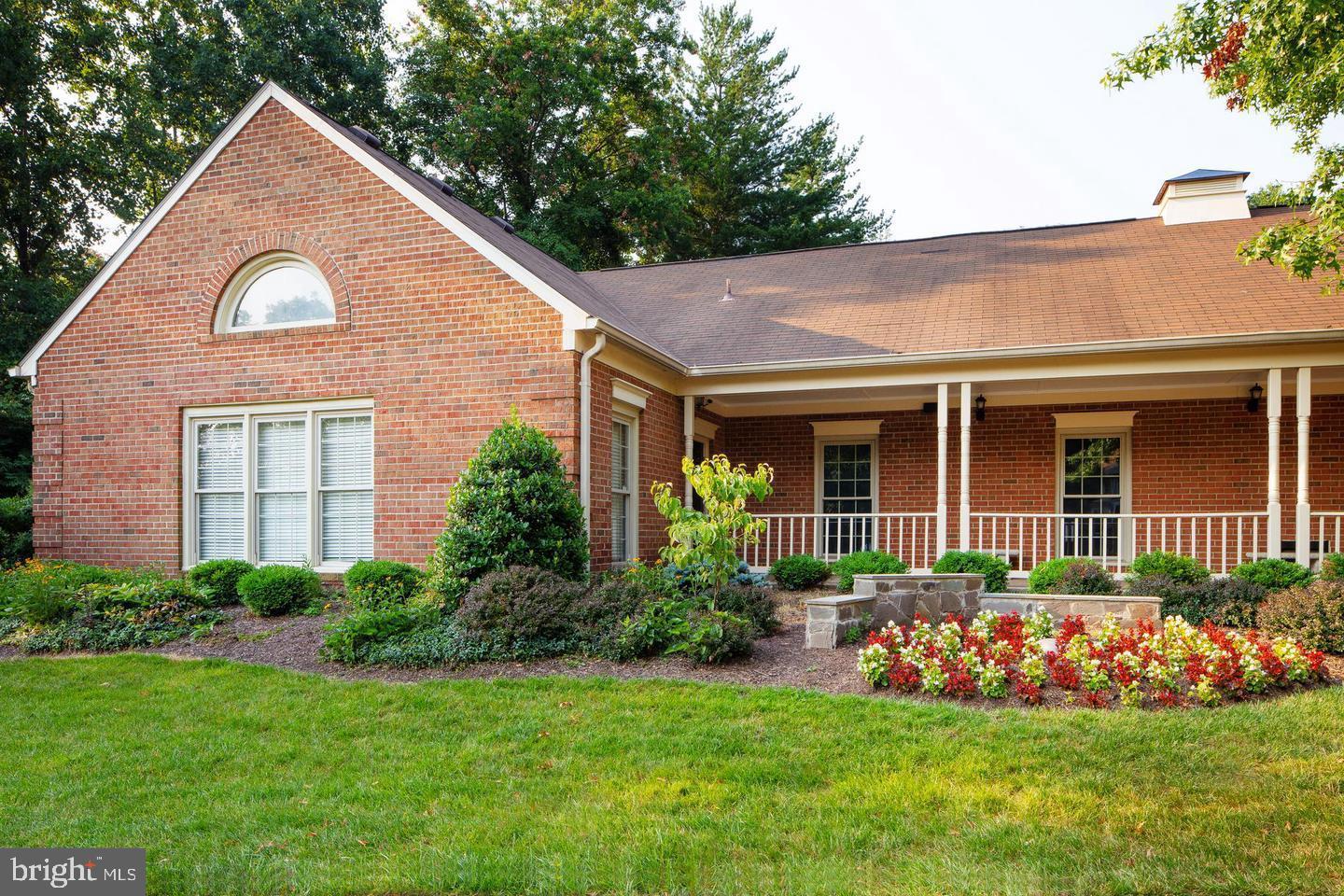 7701 Lexton Place, Unit 26 Springfield, VA 22152 - Photo 24 of 37 Community Center