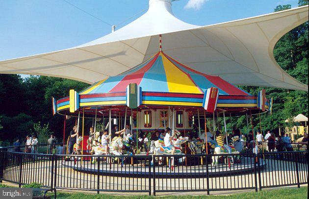 7701 Lexton Place, Unit 26 Springfield, VA 22152 - Photo 34 of 37