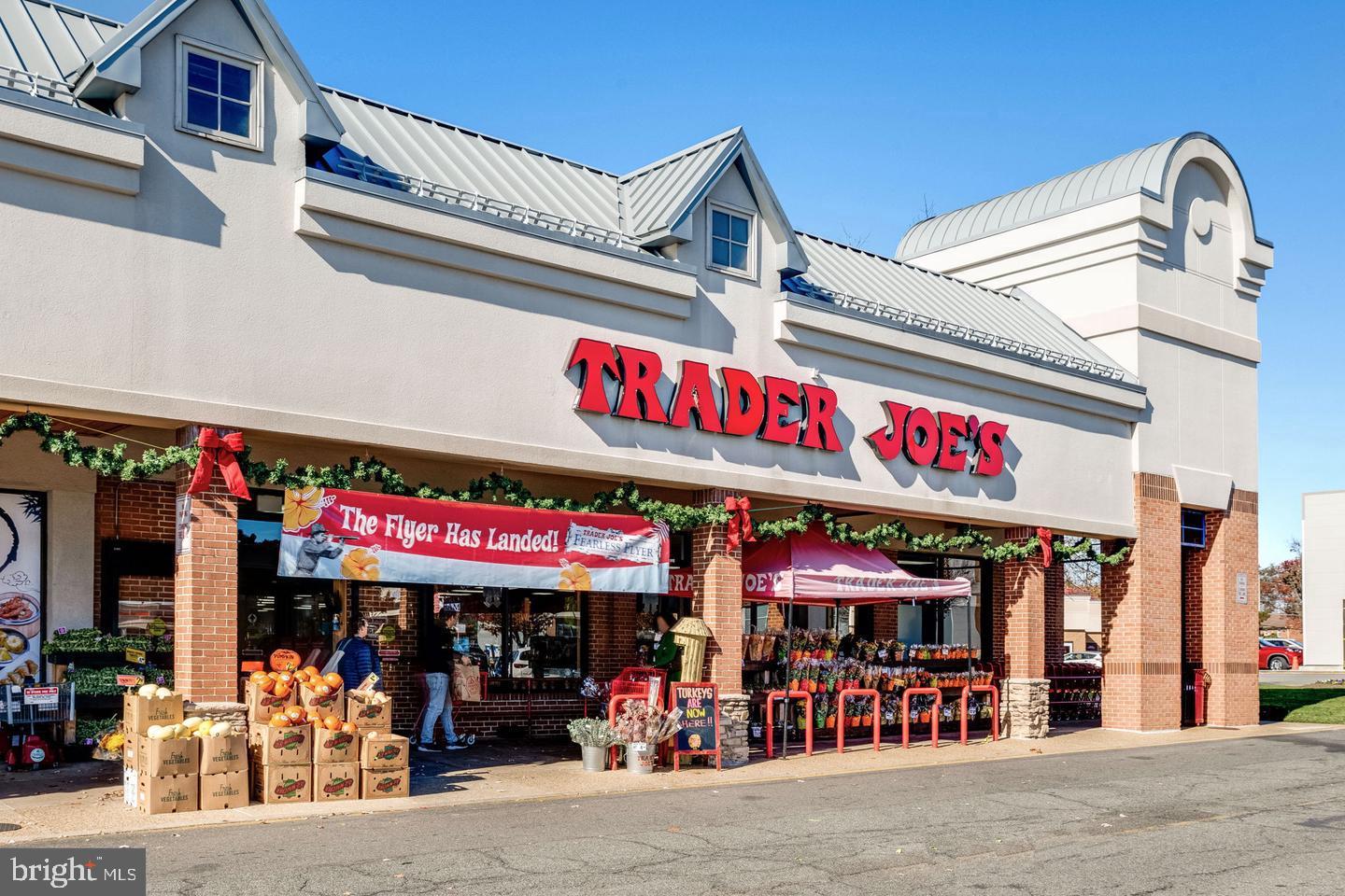 7701 Lexton Place, Unit 26 Springfield, VA 22152 - Photo 36 of 37