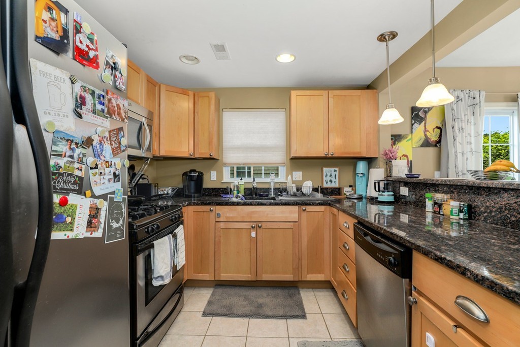 27 Turtle Brook Road, Unit 27 Canton, MA 02021 - Photo 12 of 24 Gallery Image 12
