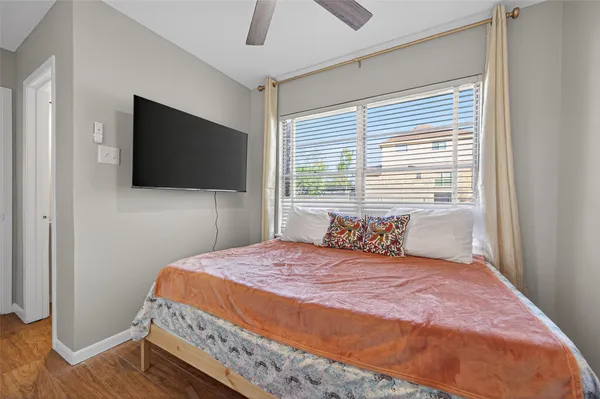 $2,750 | 9310 Cliffwood Drive, Houston, TX 77096