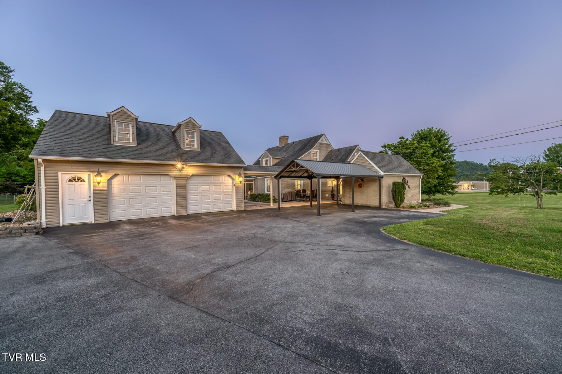 130 Fain Road Blountville, TN 37617 - Photo 8 of 84 130 Fain Rd-8