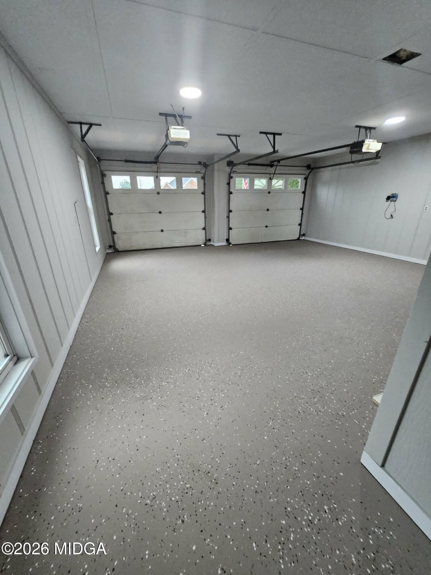 214 Tivoli Park Road Centerville, GA 31028 - Photo 18 of 26 a view of a garage