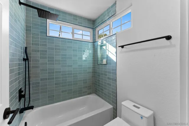 $1,999,000 | 12257 Avenida Consentido, San Diego, CA 92128