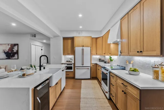 $1,999,000 | 12257 Avenida Consentido, San Diego, CA 92128