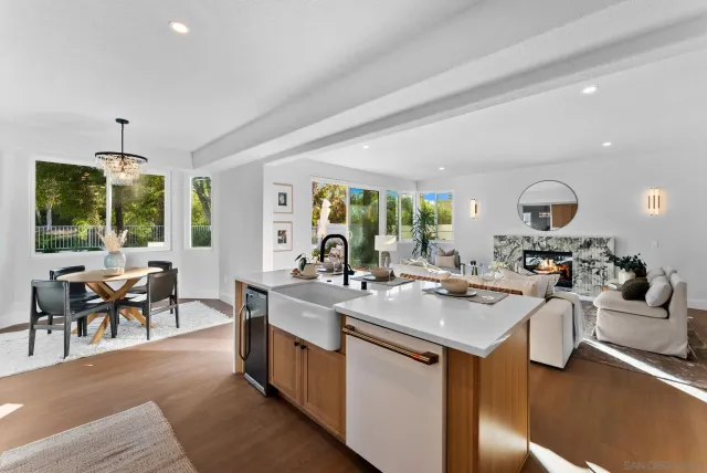 $1,999,000 | 12257 Avenida Consentido, San Diego, CA 92128