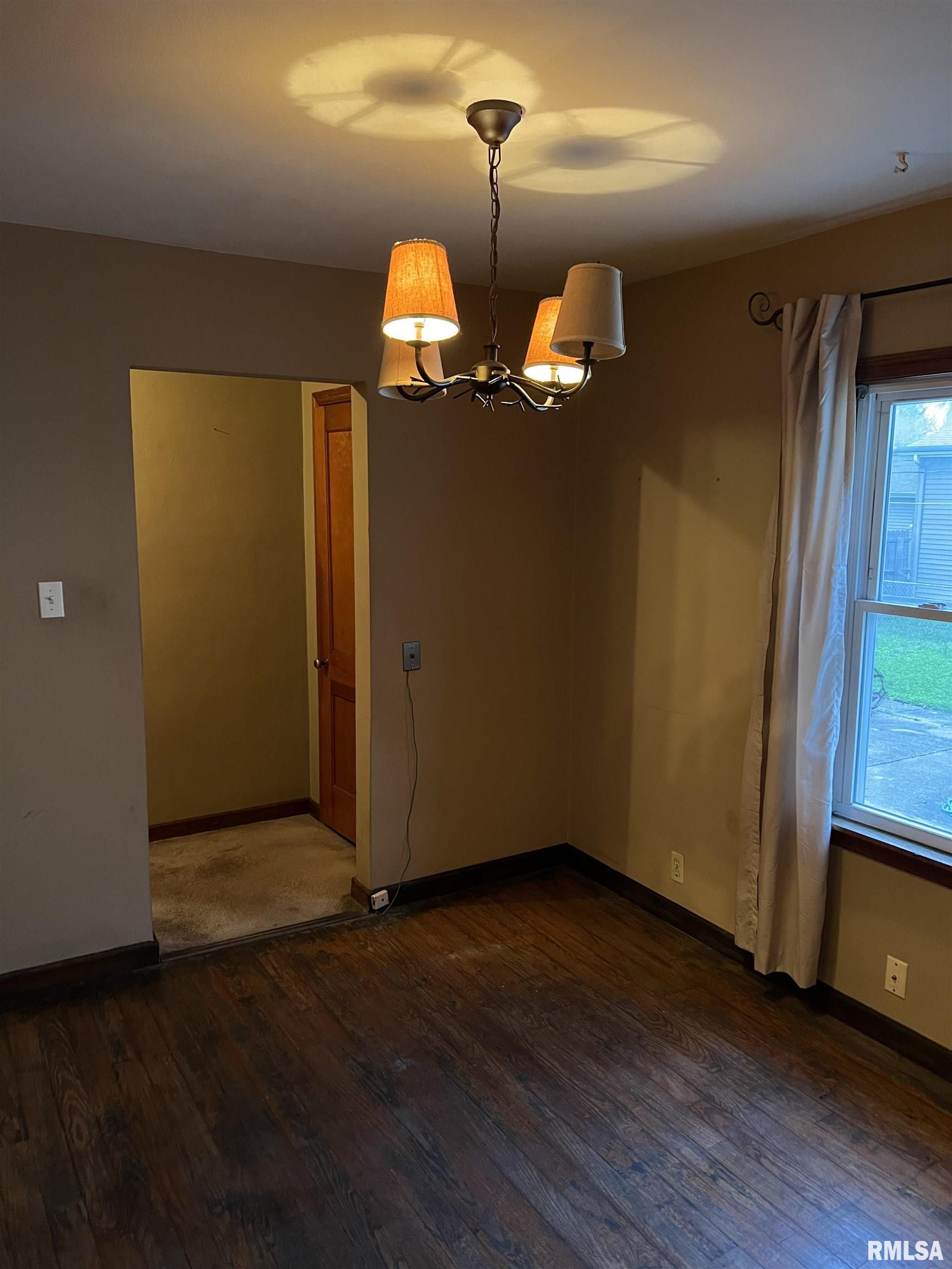 2157 East Reservoir Street Springfield, IL 62702 - Photo 6 of 23