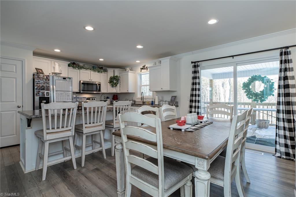 1305 Dunlap Road Madison, NC 27025 - Photo 5 of 30