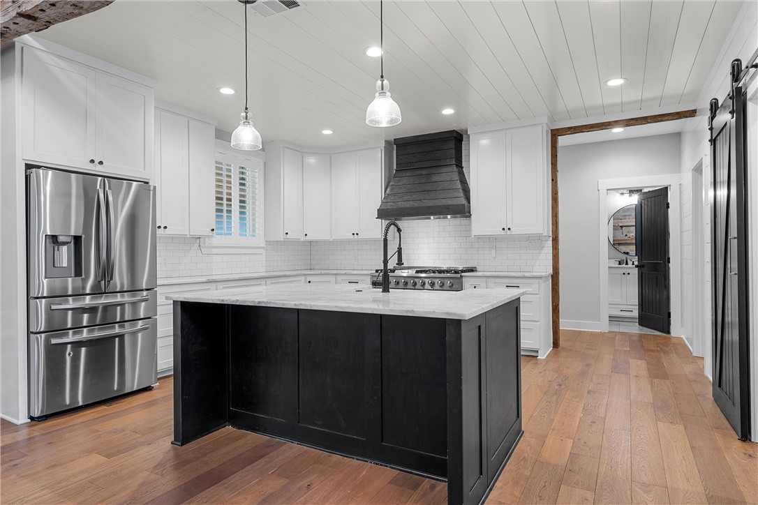 8300 Spicewood Springs Road China Spring, TX 76633 - Photo 16 of 80