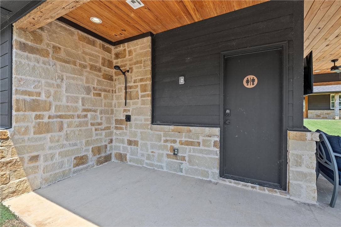 8300 Spicewood Springs Road China Spring, TX 76633 - Photo 57 of 80