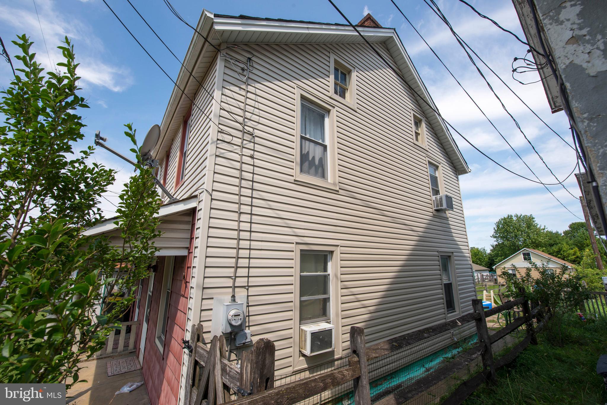 3225 Mauch Chunk Road Coplay, PA 18037 - Photo 6 of 10 Gallery Image 6