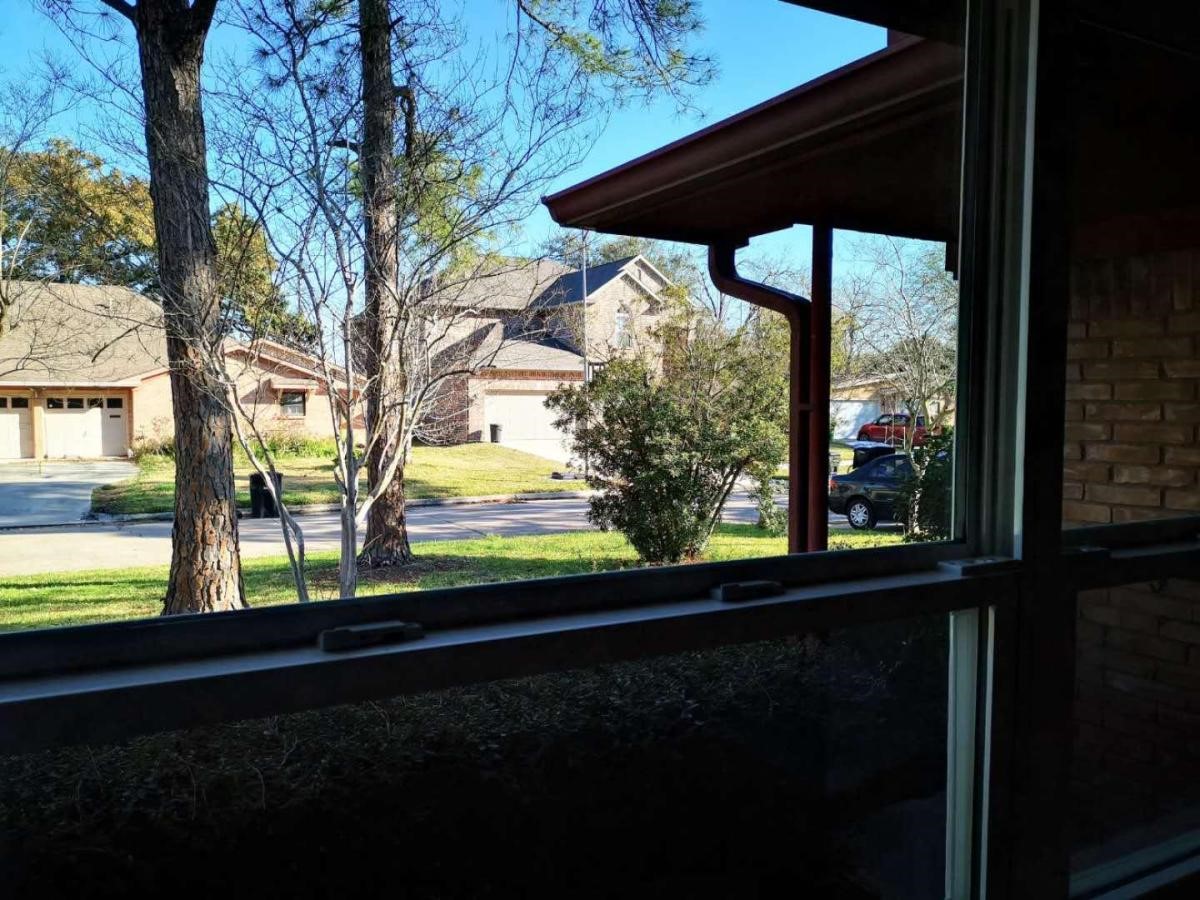 5527 Darnell Street Houston, TX 77096 - Photo 2 of 30