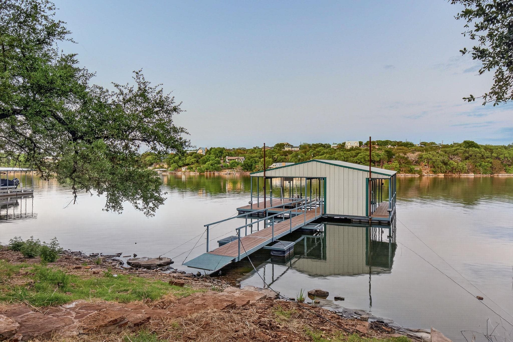 2512 Sunset Cliff Road Burnet, TX 78611 - Photo 7 of 38