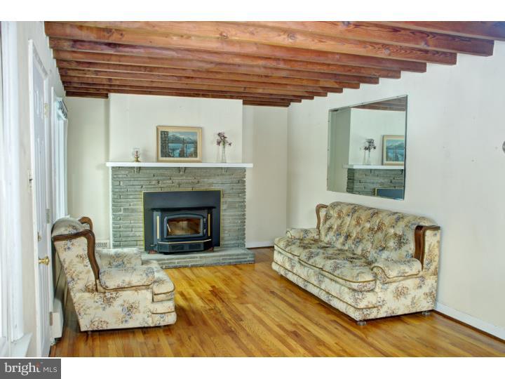 161 South Shady Retreat Road Doylestown, PA 18901 - Photo 5 of 20 Living Room