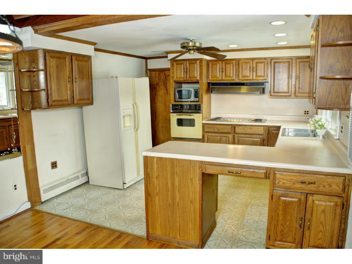 161 South Shady Retreat Road Doylestown, PA 18901 - Photo 9 of 20 Kitchen