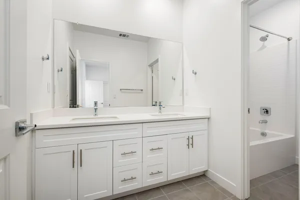 $3,200 | 76305 Columbia Drive, Palm Desert, CA 92211