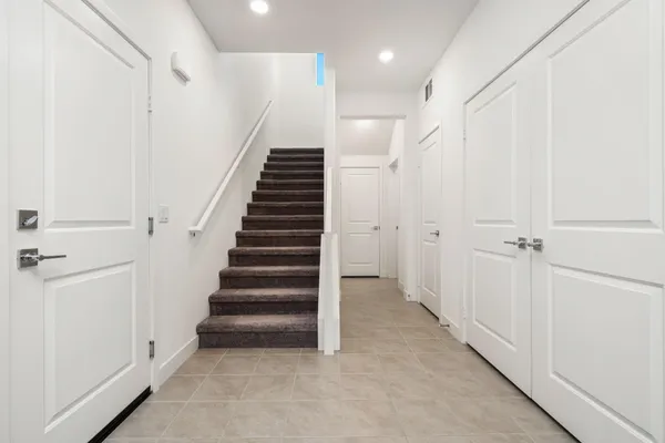 $3,200 | 76305 Columbia Drive, Palm Desert, CA 92211