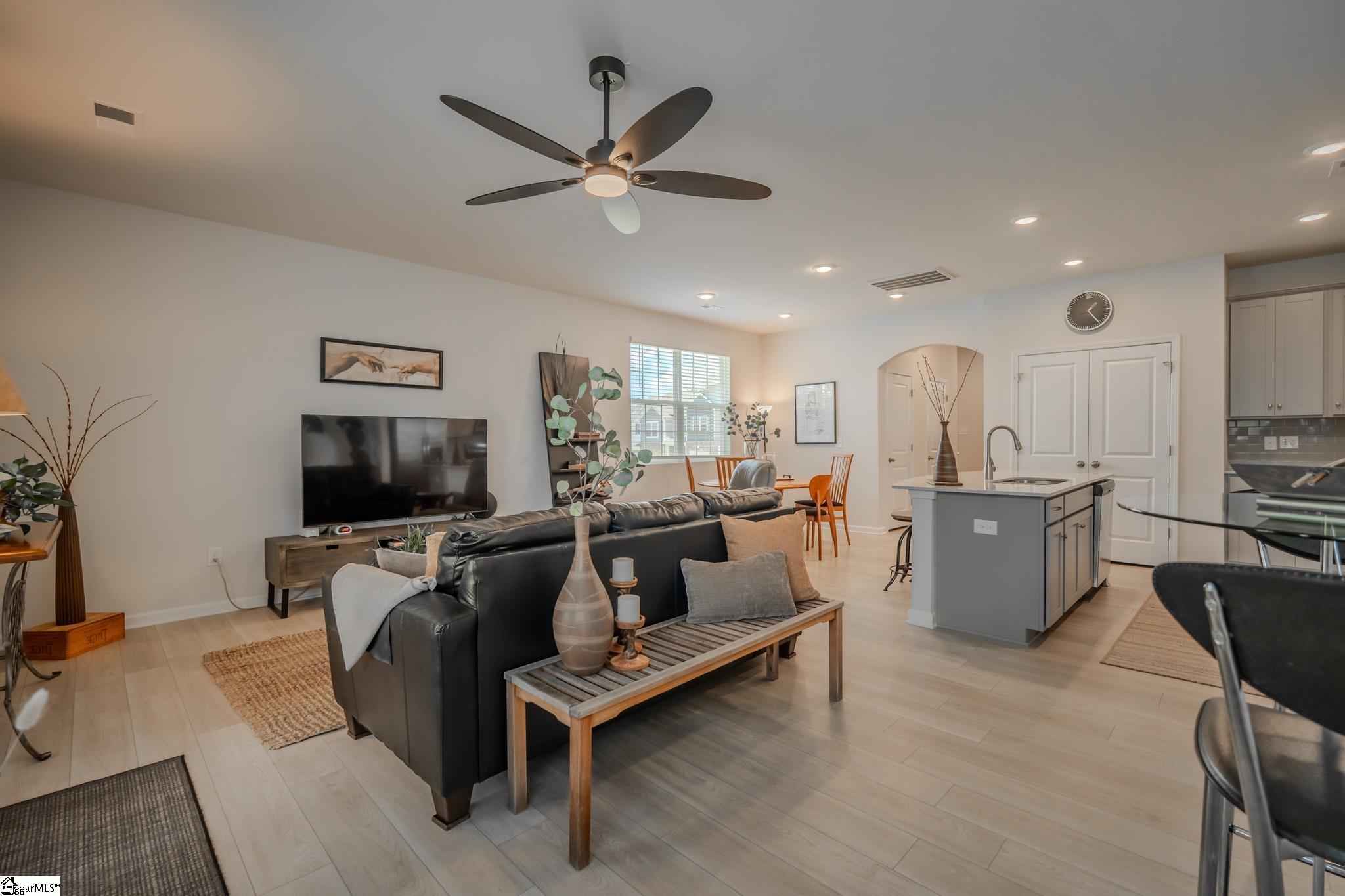 263 East Compass Way Easley, SC 29640 - Photo 38 of 47