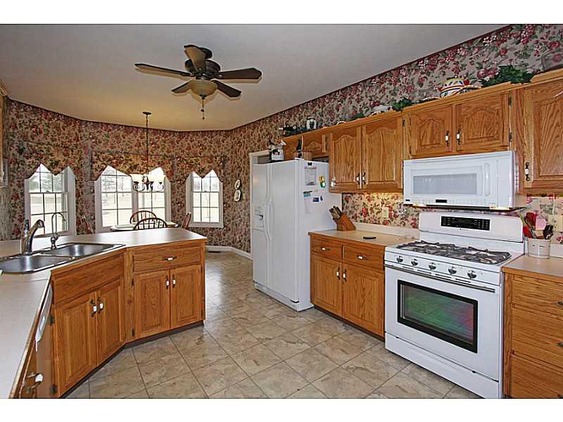 9733 North Kitchen Road Mooresville, IN 46158 - Photo 5 of 24 Gallery Image 5