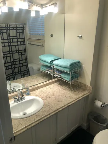 $1,250 | 300 Yacht Club Drive, Unit 11A, Niceville, FL 32578