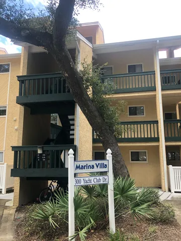 $1,250 | 300 Yacht Club Drive, Unit 11A, Niceville, FL 32578