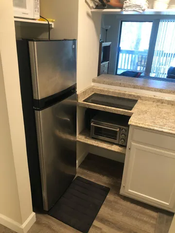 $1,250 | 300 Yacht Club Drive, Unit 11A, Niceville, FL 32578