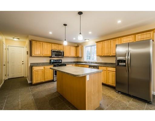 116 Gresham Street Springfield, MA 01119 - Photo 3 of 30 Gallery Image 3
