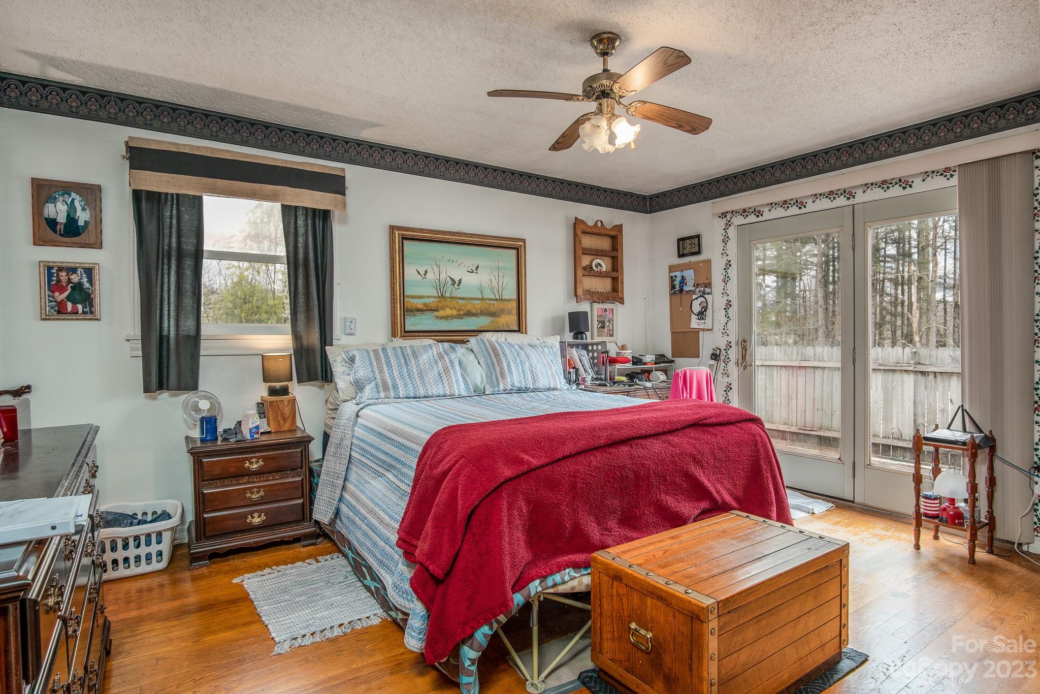 301 Connestee Road Brevard, NC 28712 - Photo 11 of 18 Gallery Image 11